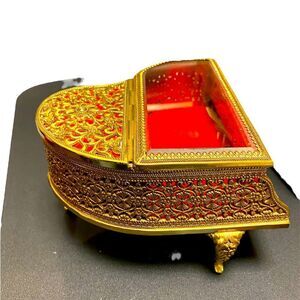 Vintage ormolu piano jewerly casket music box